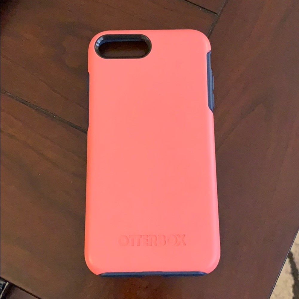 iPhone 7 Plus Otter Box Case